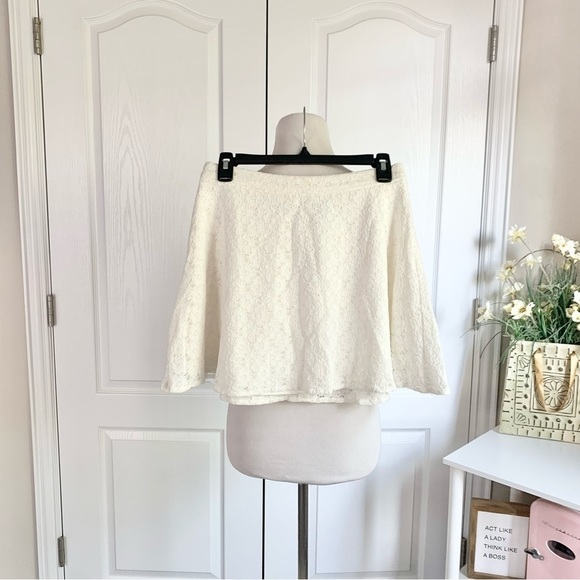 L’amour by Nanette Lenore White Lace Circle Skirt - Picture 2 of 12